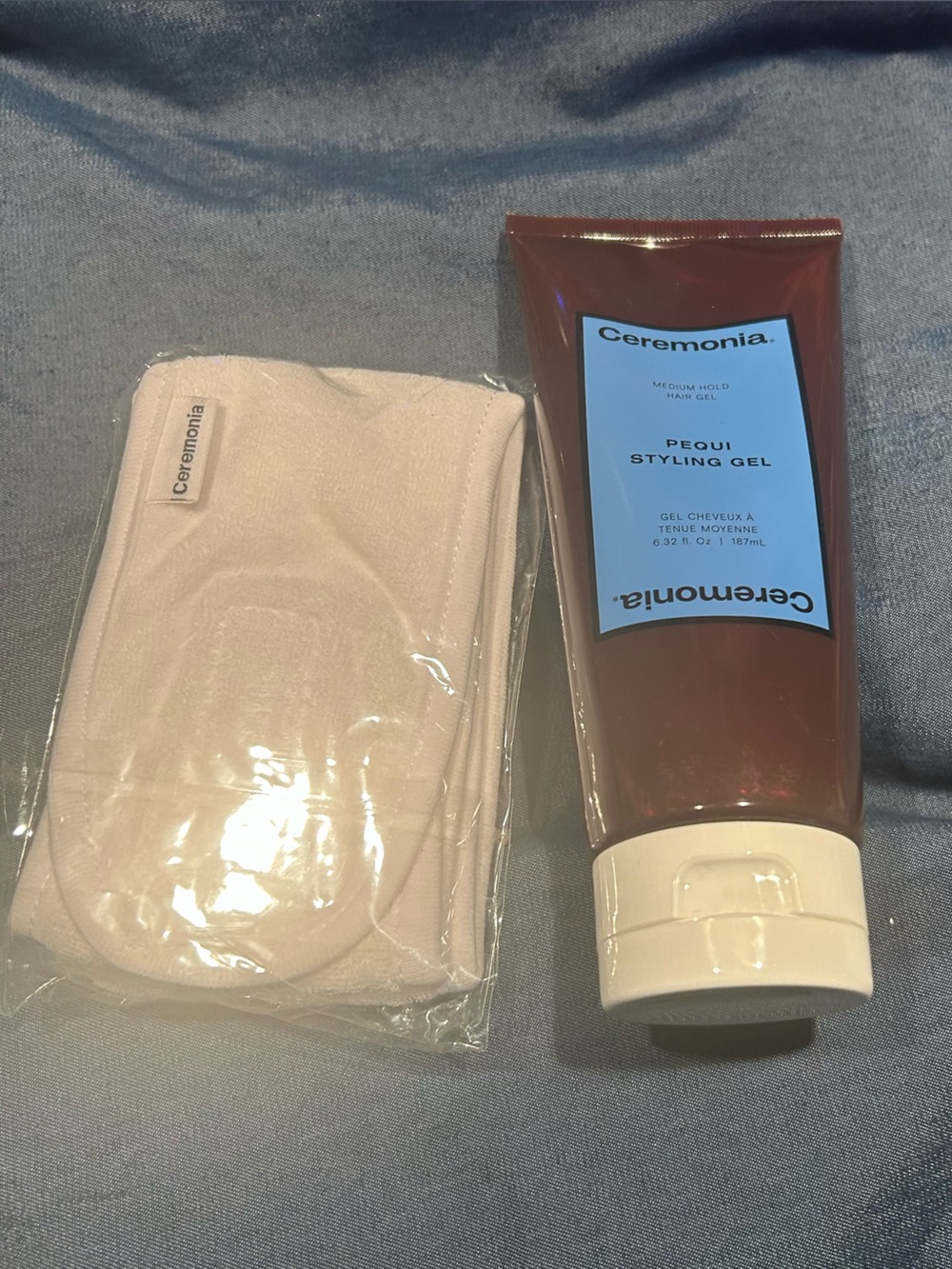 Pequi Styling Gel & white Ceremonia branded headband